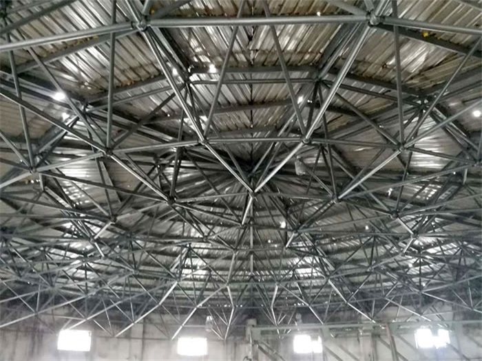 通辽洗煤厂蓄水池网架